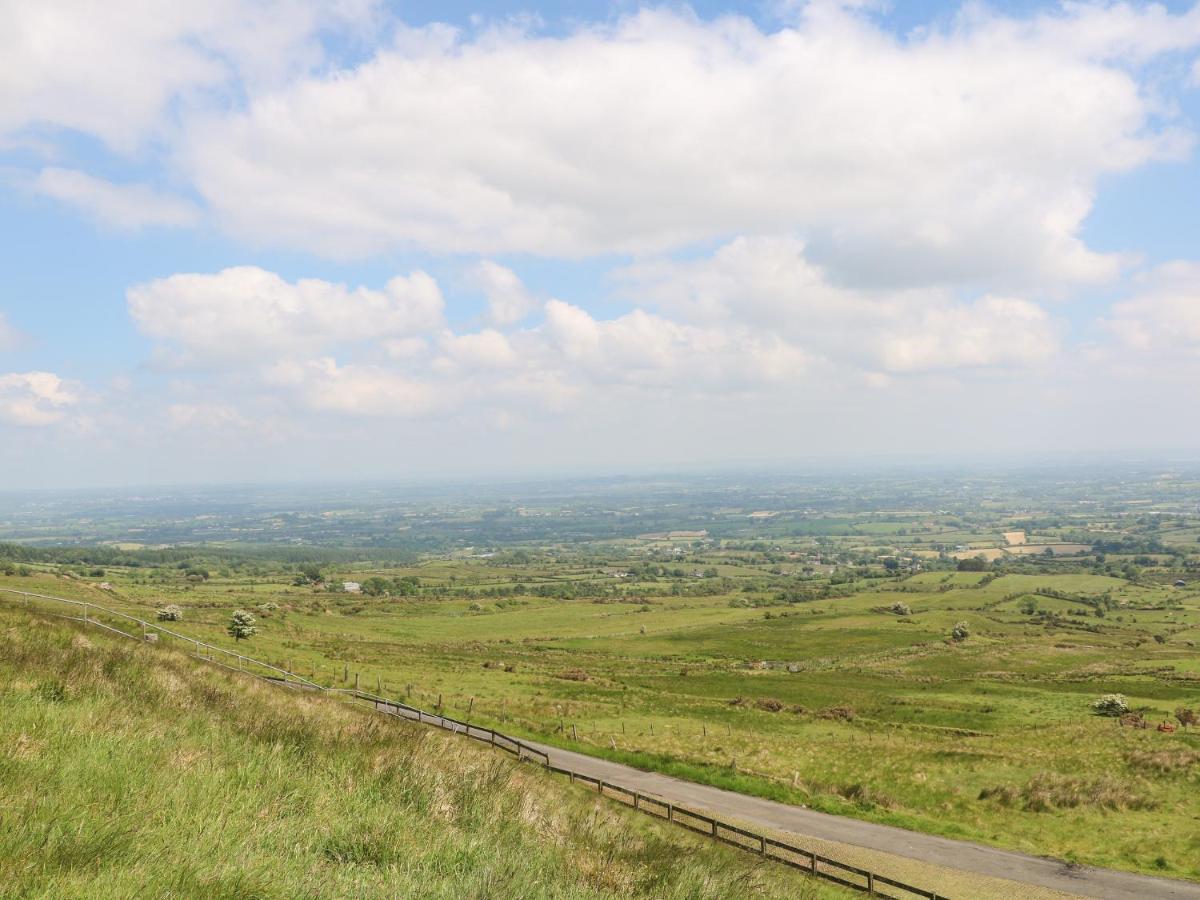 Slieve Gallion Cottage Махерафелт Екстериор снимка